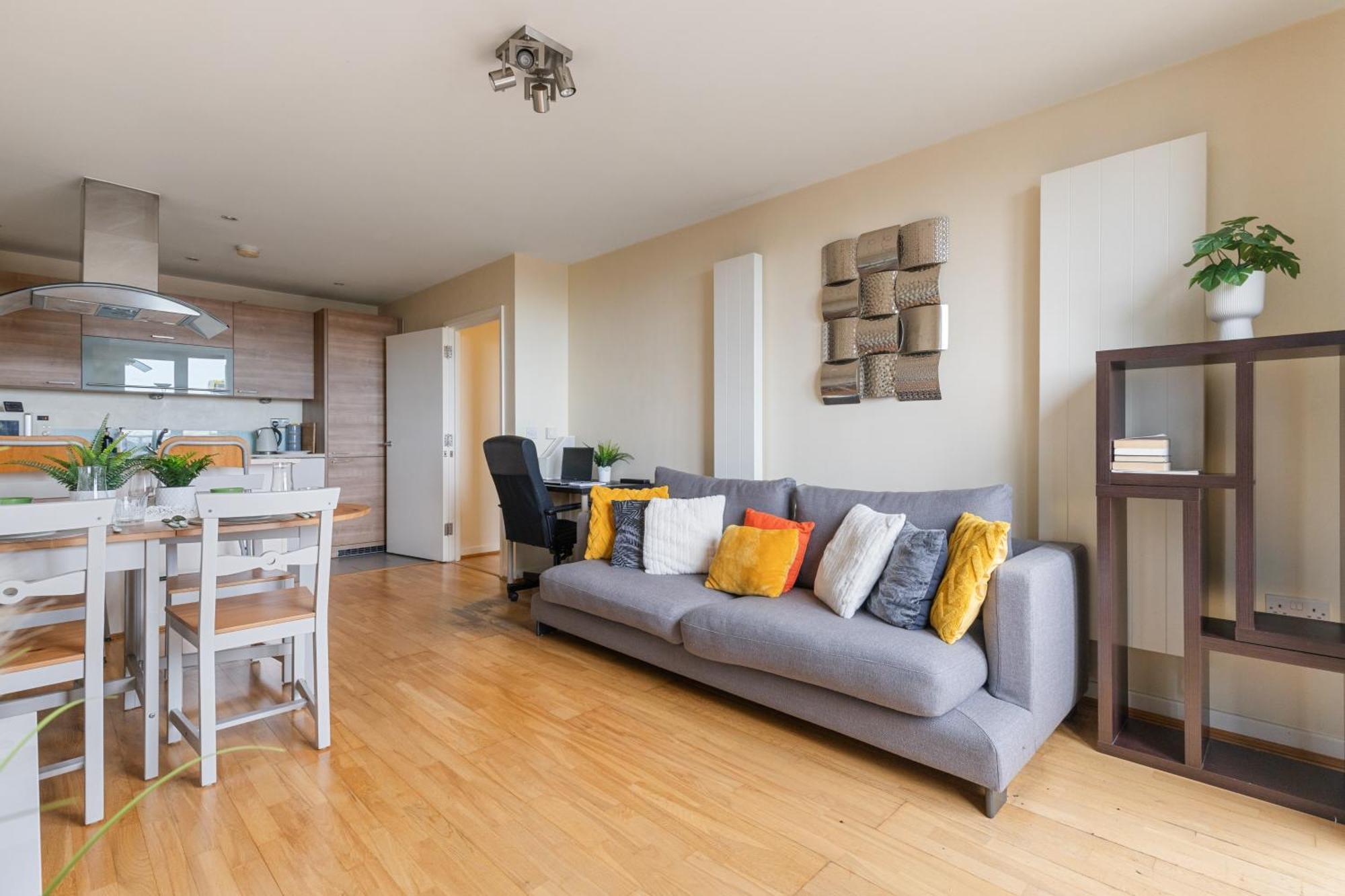 Stratford Skyview Apartment Londen Buitenkant foto